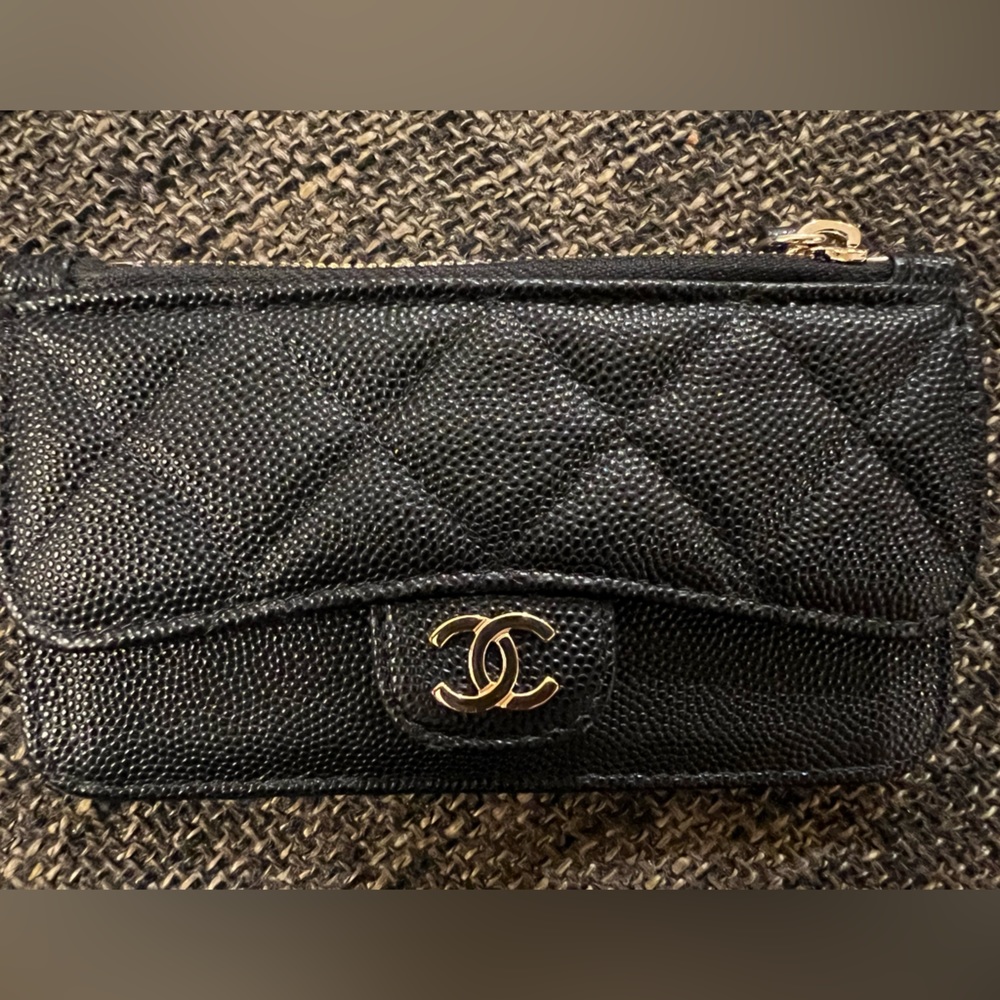 Caviar Quilted Flap Zip Card Holder
